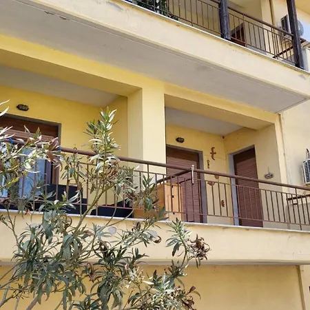 アパート Afytos Teo House カッサンドレイア